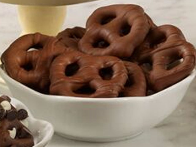 Milk Chocolate Pretzel Delights